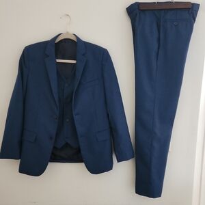 Boy's 3 PC Suit Vest Dress Suit Bocaccio UOMO Size 16